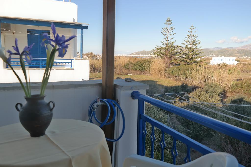 Mina'S Studios In Naxos Island Ájos Prokópios Rom bilde