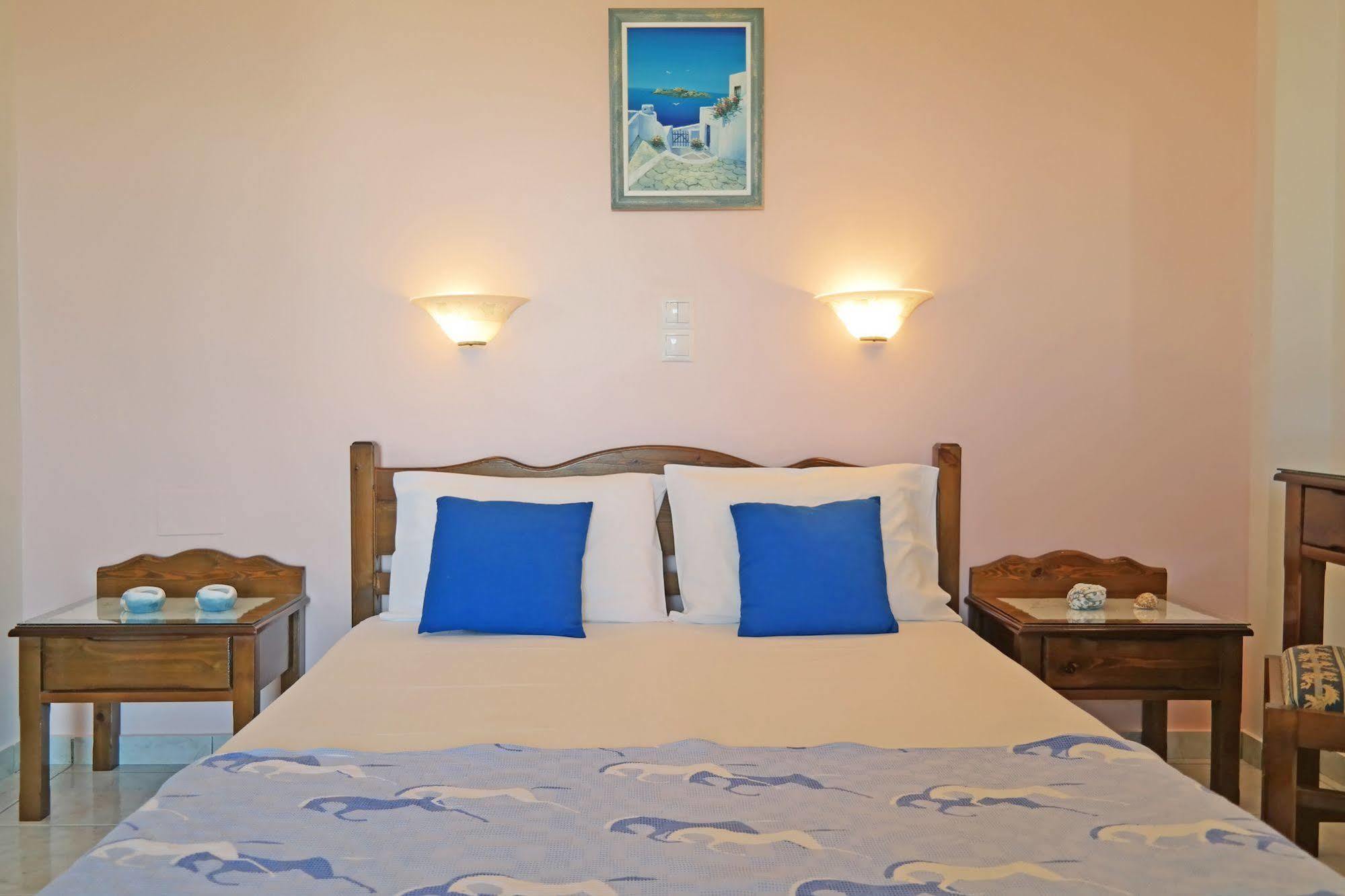 Mina'S Studios In Naxos Island Ájos Prokópios Eksteriør bilde